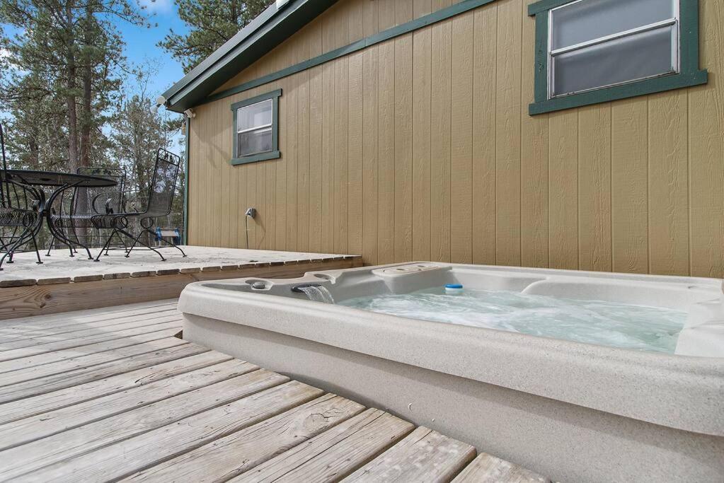 Blue Pine Retreat Villa Lead Exterior photo